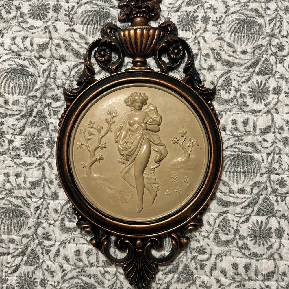 Vintage 1970s Coppercraft Guild Goddess Cameo Wall Hanging 15" Plastic